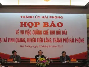 Cuộc họp báo thành ủy Hải phòng kỷ luật hàng loạt lãnh đạo huyện Tiên Lãng