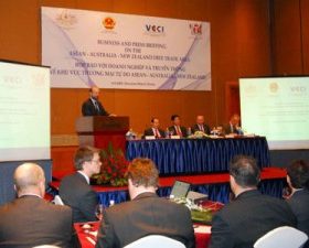 Việt Nam cam kết cho phép luật sư nước ngoài hành nghề