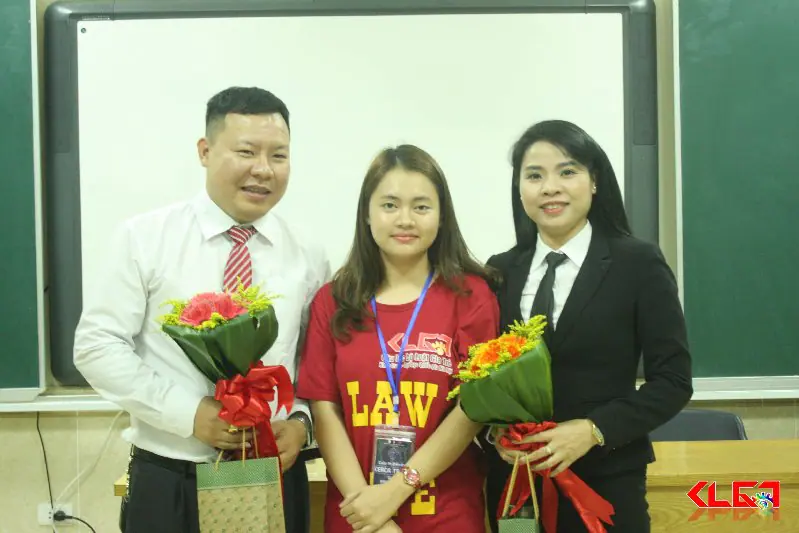 Luật sư Nguyễn Minh Long khách mời vòng Bán Kết Cuộc thi Diễn Án CERCA TROVA 2018 Luật sư Nguyễn Minh Long khách mời vòng Bán Kết Cuộc thi Diễn Án CERCA TROVA 2018