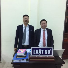 Quyền im lặng của bị can và thủ tục thuê luật sư bào chữa