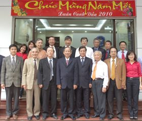 Chủ động nâng cao vị thế luật sư