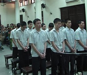 Luật sư nổi tiếng tiếp tục kiến nghị về phiên tòa xét xử “bí mật”