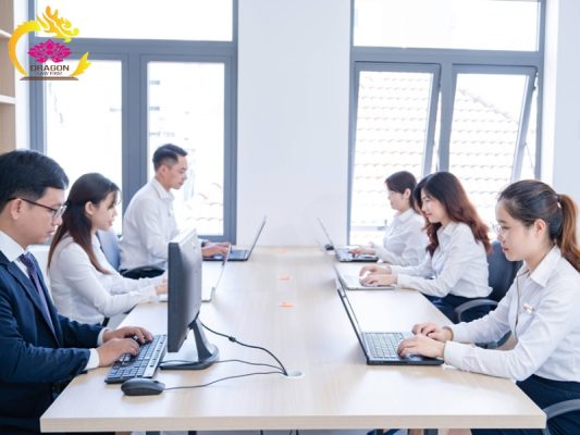 Dịch vụ tư vấn luật lao động và bảo hiểm