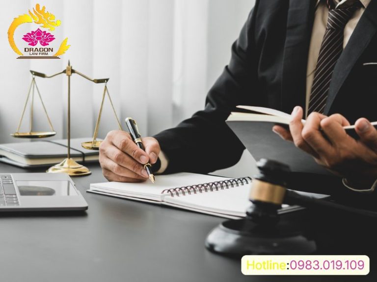 chi phí thuê luật sư bào chữa hình sự