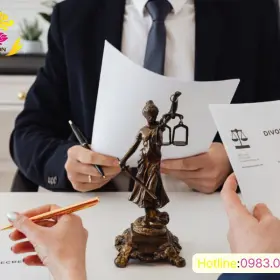 Bí quyết lựa chọn văn phòng luật sư uy tín tránh rủi ro “tiền mất tật mang”