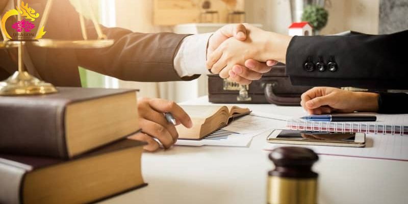 chi phi thue luat su tranh tung