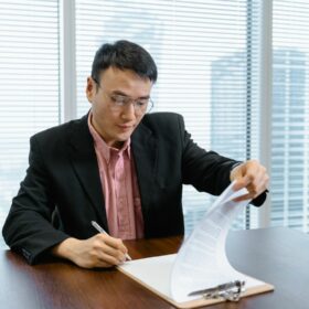Khiếu nại quyết định hành chính 2026: thủ tục, thời hiệu và thẩm quyền mới